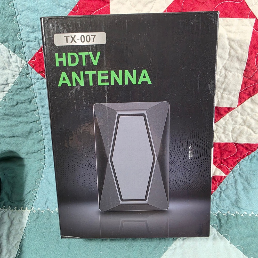 Generic HDTV Antenna Unisex OS Black 4K UHD Indoor Digital Signal Receiver